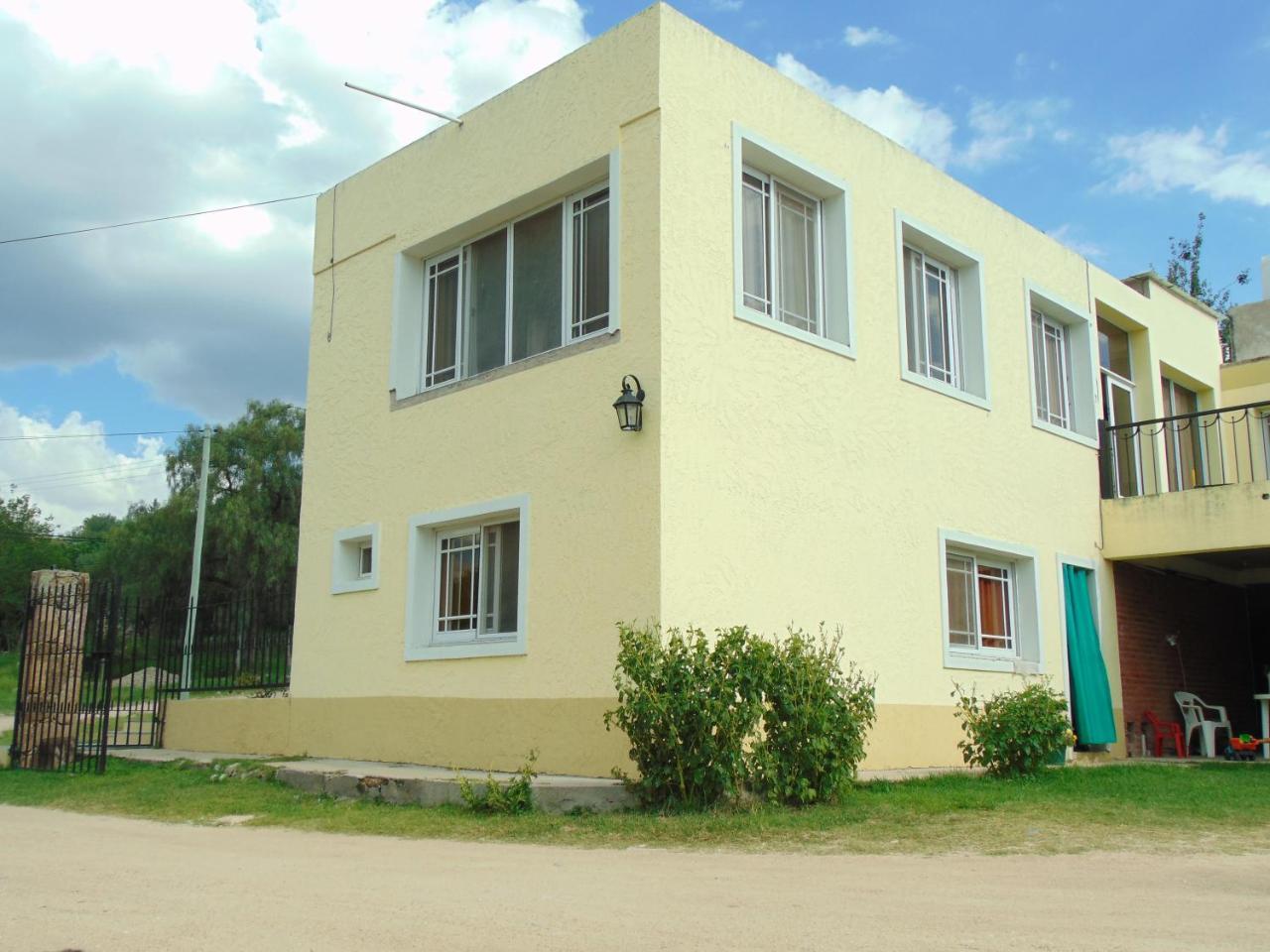 Hosteria Aguas Claras Mina Clavero Exterior photo